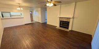 NW Condo Near Shopping Center Available Now! Gallery 7
