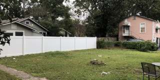 1326 W University Avenue Gallery 5