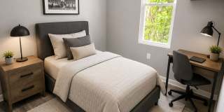 Bright, Newly Renovated 3-Bedroom Rowhome with Backyard Gallery 11
