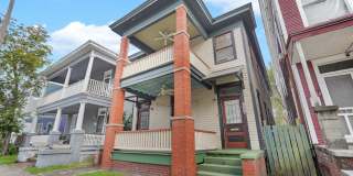 2 BED | 1 BATH | STARLAND DISTRICT Gallery 4