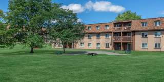 Towne Square Gallery 9