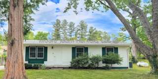 3 Bed / 1 Bath House Gallery 1