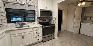 6101 Woodlake Boulevard Gallery 7