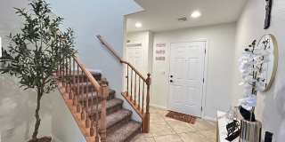 Fully Furnished 4 Bedroom 2.5 Home! Gallery 3