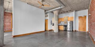 1601 Washington Avenue Gallery 13