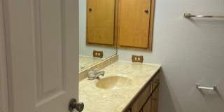 3 bed 2 bath house Gallery 17