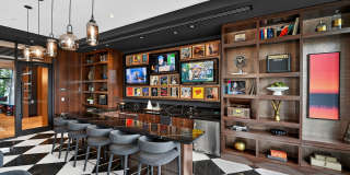 Manor Biscayne Gallery 18