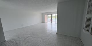 879 NE 195th Street Gallery 16