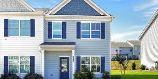 Charming 3BR Townhome in Union City Gallery 1