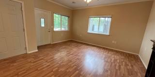 2 Bedroom Townhome In Lennox, SD!! Gallery 1