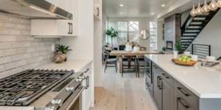 Beautiful Townhome in Southeast Denver Gallery 7