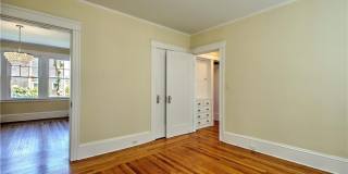 67 E Manning Street Gallery 17