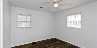 560 Winton Terrace NE Gallery 15