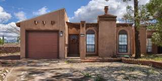 418 N RESLER Drive Gallery 1