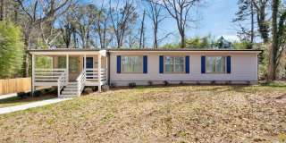 Furnished 4BR Near Wellstar Kennestone | East Cobb | Marietta Furnished 4BR Near Wellstar Kennestone | East Cobb | Marietta Gallery 1