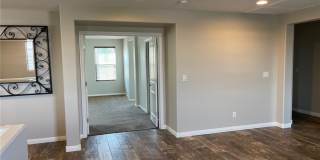 1077 Hickory Park Street Gallery 8