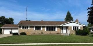 319 PINEWOOD Drive Gallery 1