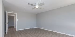 2BR/2.5BA Townhouse with Bay Views + 3 Decks | 2-Car Garage | San Carlos | YouTube Tour Gallery 29