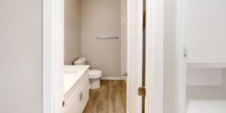 Newly Remodeled 4BD/2BA Gallery 15