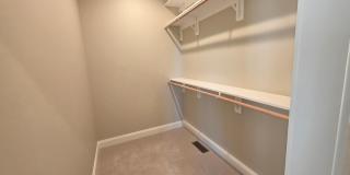 94 WOLF CREEK Circle Gallery 23