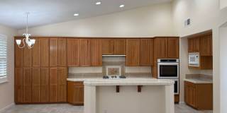 BEAUTIFUL SINGLE STORY 3+BD, 2.5 BA, & 3 CAR GARAGE! Gallery 8