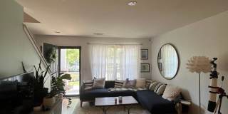Townhome in Villages of Riverwood, Upgrades include Granite, Hdwd Floors, 1 Car Garage, Community Pool and Fitness Townhome in Villages of Riverwood, Upgrades include Granite, Hdwd Floors, 1 Car Garage, Community Pool and Fitness Gallery 6