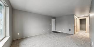 Oak Park Village Apartments Gallery 12