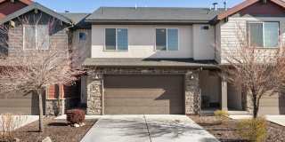 3 Bedroom Townhome  in Pleasant Grove for Rent! Gallery 1