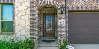 812 Roxby Court Gallery 19