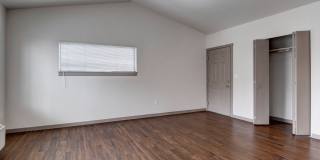 Bellevue Crossing Gallery 9