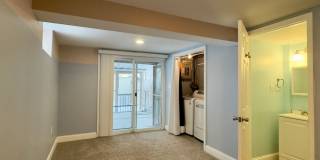 Charming 3Bed/1.5Bath Townhouse in Carney Gallery 18