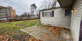 3 Bed, 1 Bath Ranch with Basement and Attached Garage Gallery 18
