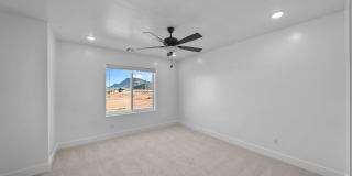 Newly Built 4 Bedroom Townhome! Gallery 32