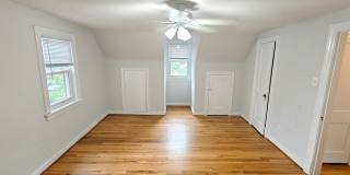3 BR / 1.5 BA Cute Cape Cod with a garage for Rent in Lakeside! Gallery 6