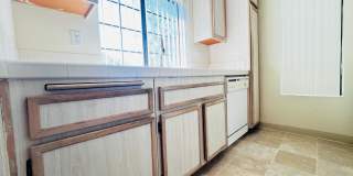 Mira Mesa Two Master Bedroom Upper Level Corner Condo Gallery 11