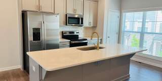 Stunning 3 bedroom, 3.5 bathroom townhome located on the Newnan LINC! MUST SEE! Stunning 3 bedroom, 3.5 bathroom townhome located on the Newnan LINC! MUST SEE! Gallery 11