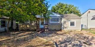 9809 N McKinley Avenue Gallery 1