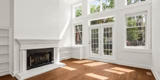 3928 N GREENVIEW Avenue Gallery 3