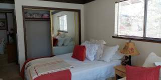Large furnished 4 bedroom home with 2 car garage Gallery 15