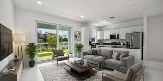 4520 Longwood Lake Square Gallery 20