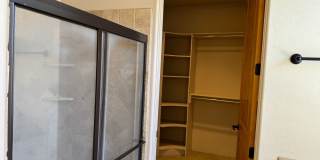 Unique 3Bdm 2Ba home is located in a great central location Gallery 37