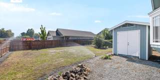 2 Bed / 1 Bath Home with Fenced Backyard in South Medford Gallery 14