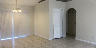 4401 NE 22nd Pl Gallery 3