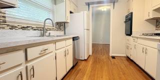1504 Sunset Lane Gallery 13