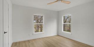 1411 W Gandy Street Gallery 21