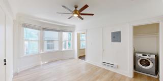 346 Leavenworth Gallery 1