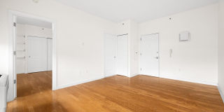 48-15 11TH Street Gallery 4