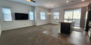 Guard-Gated Cadence | 2 Bed Single-Story Home in 55+ Community | WiFi Included Gallery 8