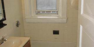 $2,250 | 1 Bedroom | 1 Bathroom | Available 9/1/2026 Gallery 17