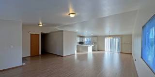 Price Drop!-Exceptional 2200 sq ft Three Bedroom 2 Bath Rambler in Fed Way - with A/C Gallery 6